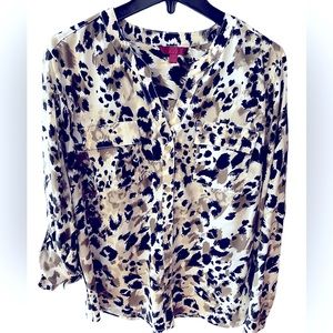 212 Collections Black/Tan/White Print Button Down Long Sleeve Blouse. Size = XL